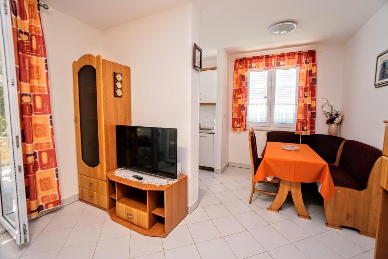 Apartment Vlado ザンブラティヤ エクステリア 写真