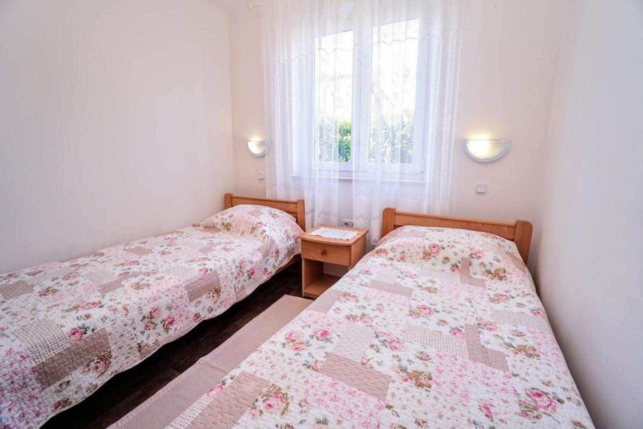 Apartment Vlado ザンブラティヤ エクステリア 写真