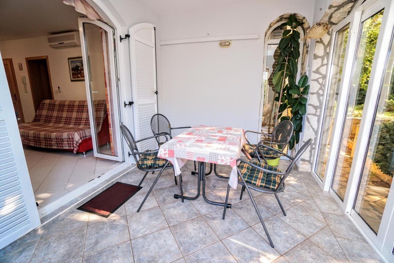 Apartment Vlado ザンブラティヤ エクステリア 写真