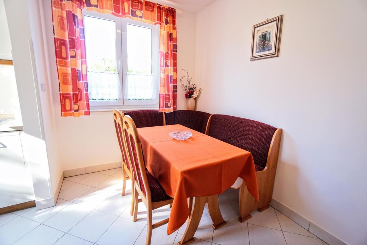 Apartment Vlado ザンブラティヤ エクステリア 写真